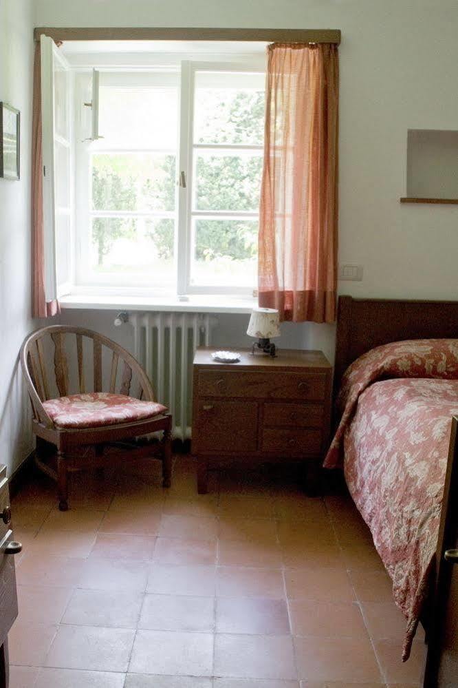 Hostal Punta Del Corno San Felice del Benaco Exterior foto